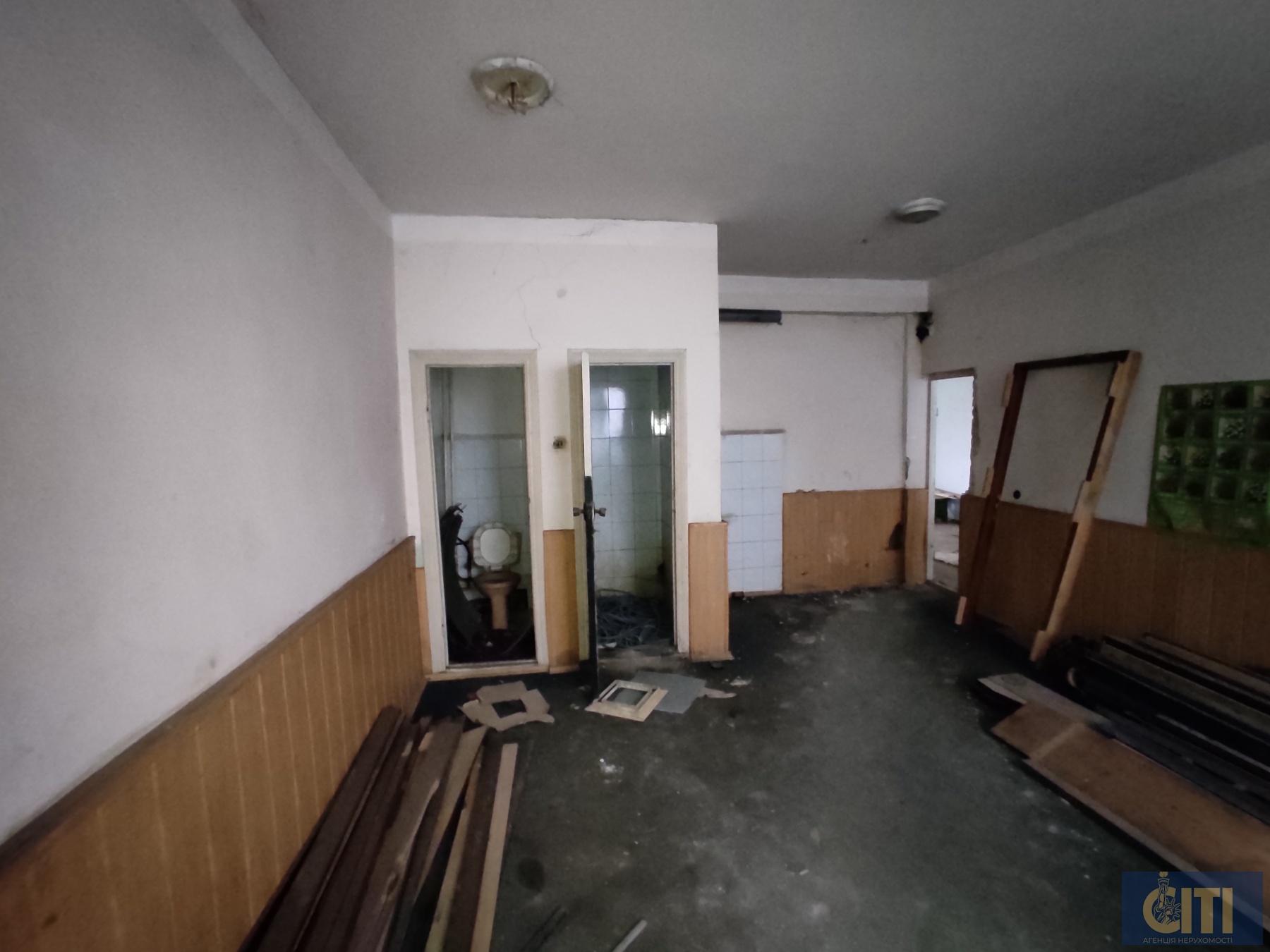 Административное здание ул. Параджанова, 1000 кв.м. Адміністративна будівля вул. Параджанова, 1000 кв.м.