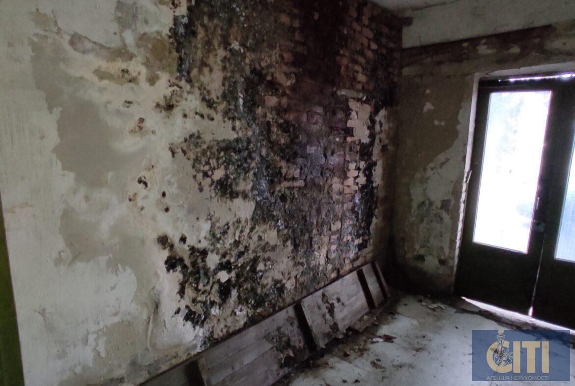 Адміністративна будівля вул. Параджанова, 1000 кв.м.