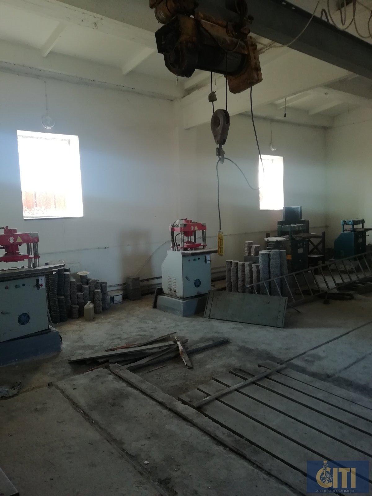 Камнеобрабатывающее предприятие (обработка гранита), 2 040 м2 Каменеобробне підприємство (обробка граніту), 2 040 м2