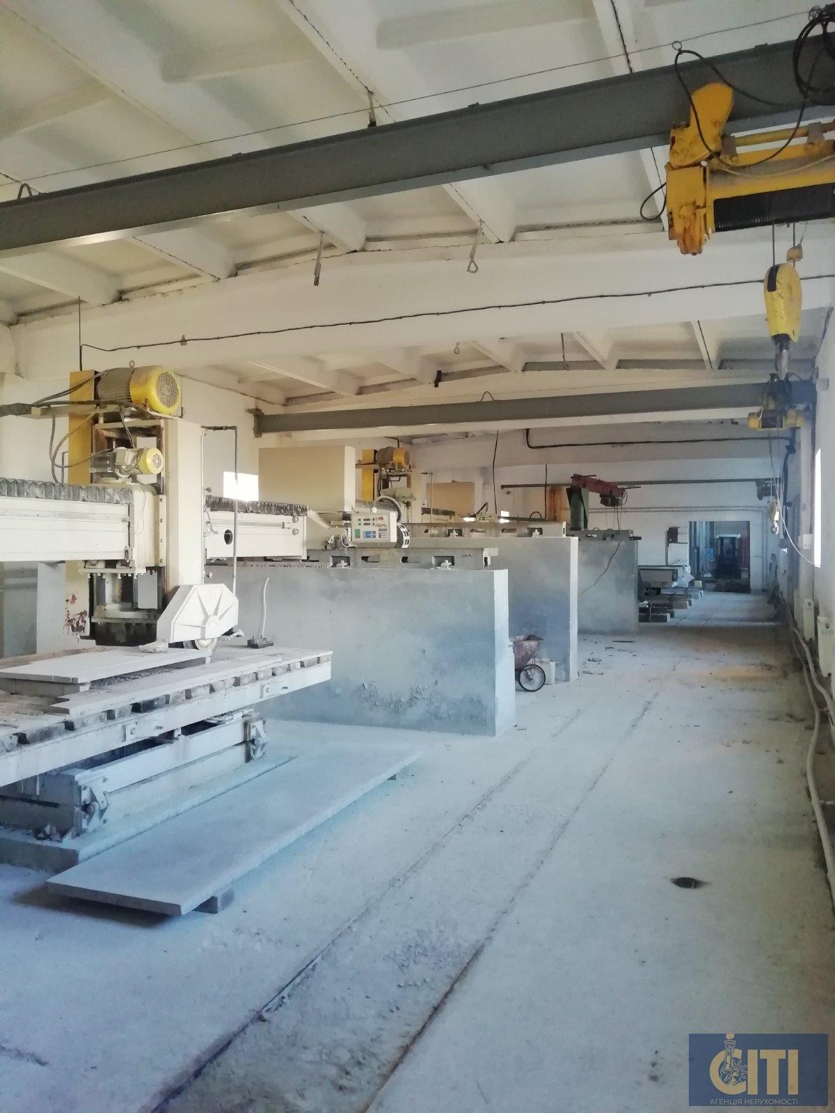 Камнеобрабатывающее предприятие (обработка гранита), 2 040 м2 Каменеобробне підприємство (обробка граніту), 2 040 м2