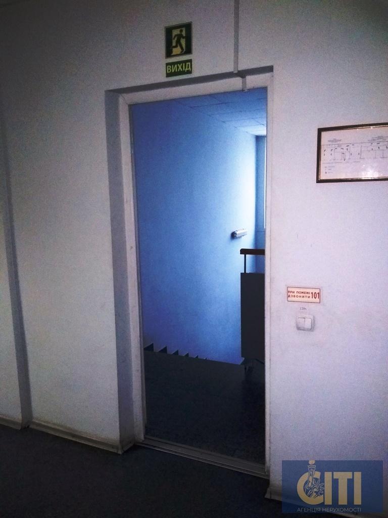 Офисное помещение район ТРЦ ГЛОБАЛ, 184 м2 Офісне приміщення район ТРЦ ГЛОБАЛ, 184 м2