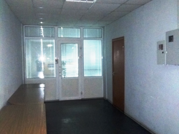 Office space near GLOBAL shopping mall, 184 m2