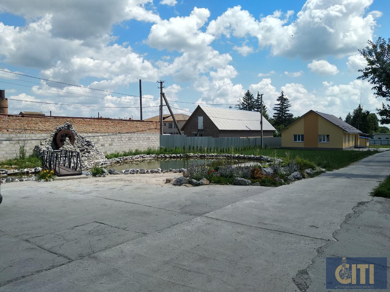 Отельно-ресторанный комплекс, 2000 м2 Готельно-ресторанний комплекс, 2000 м2