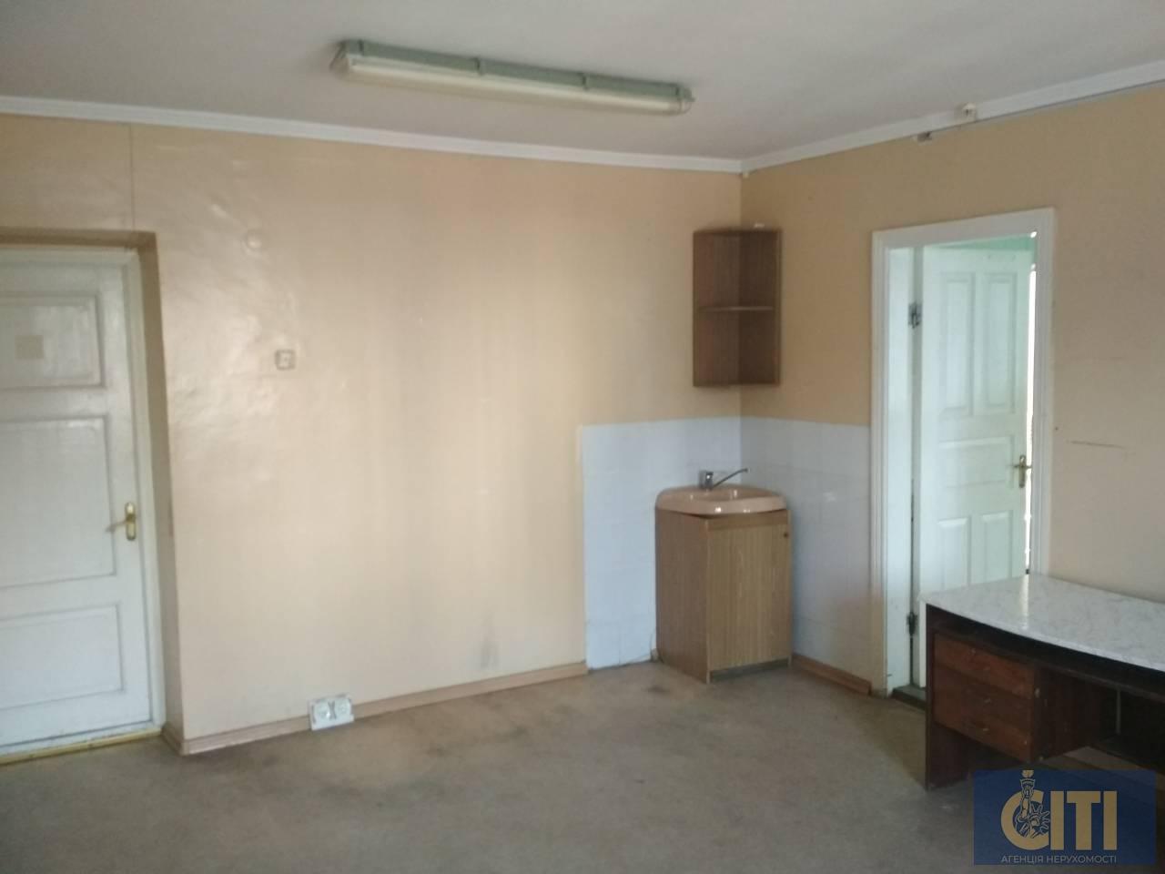 Помещение по пр. Мира, 90 кв.м. Приміщення по пр. Миру, 90 кв.м.