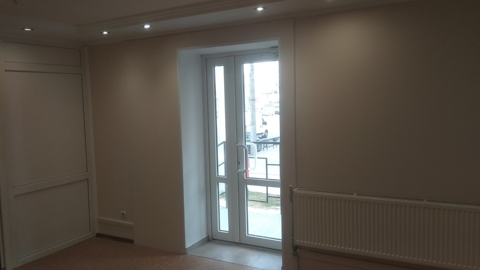 Premises in the center, Pokrovskaya / Grushevskogo, 65 sq.m.