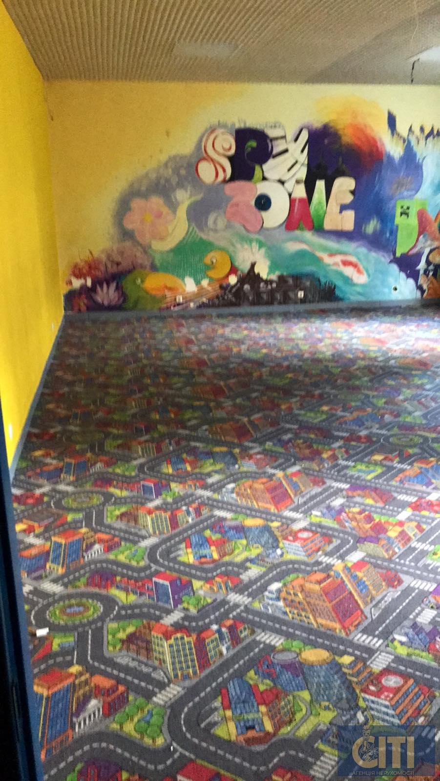 Помещение в центре Житомира по улице Киевская, 164 м2 Приміщення в центрі Житомира по вулиці Київська, 164 м2