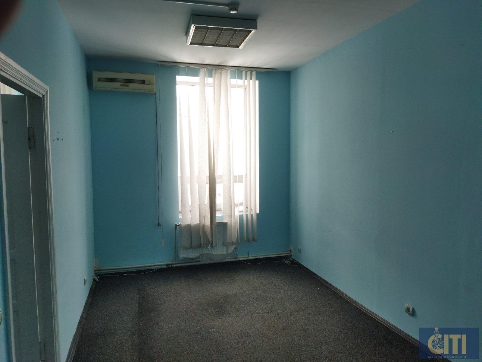 Помещение в самом центре Житомира, 600 м2 Приміщення в самому центрі Житомира, 600 м2