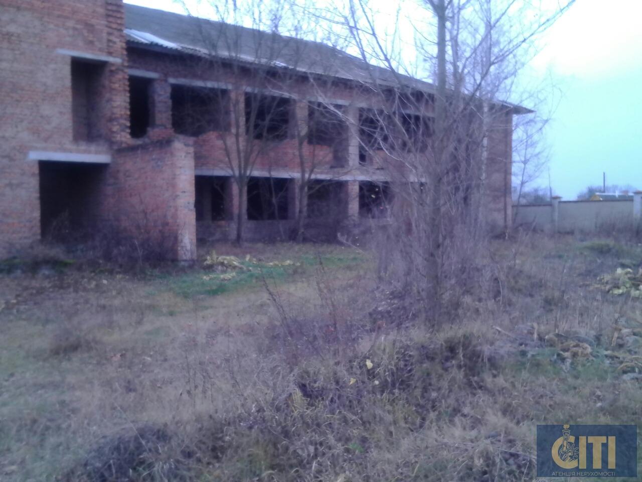 Здание отеля, 12 км от Житомира, 1200 м2 Будівля готелю, 12 км від Житомира, 1200 м2