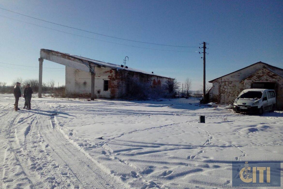 Тваринницький майновий комплекс у Житомирській області, 8га
