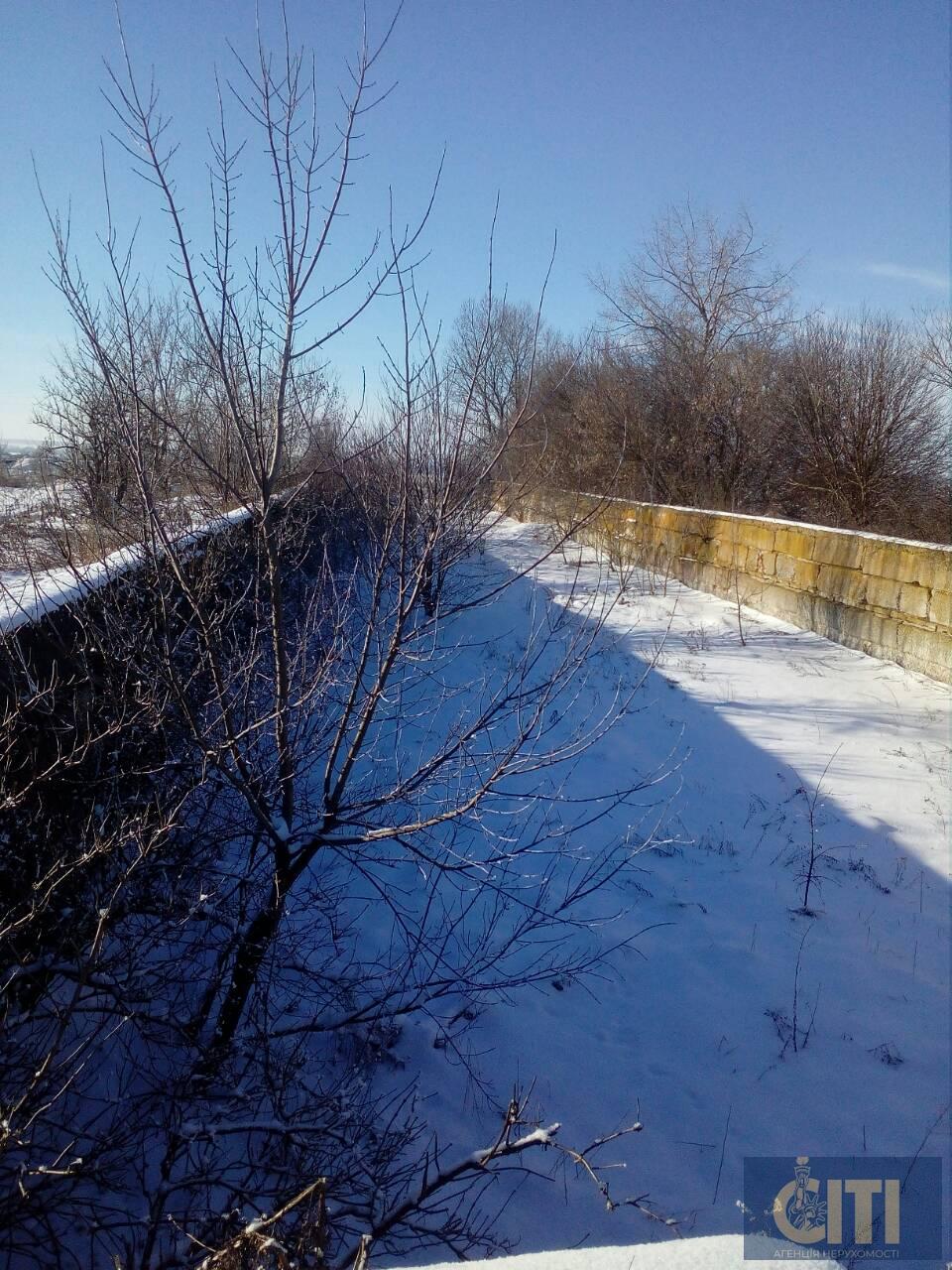 Тваринницький майновий комплекс у Житомирській області, 8га