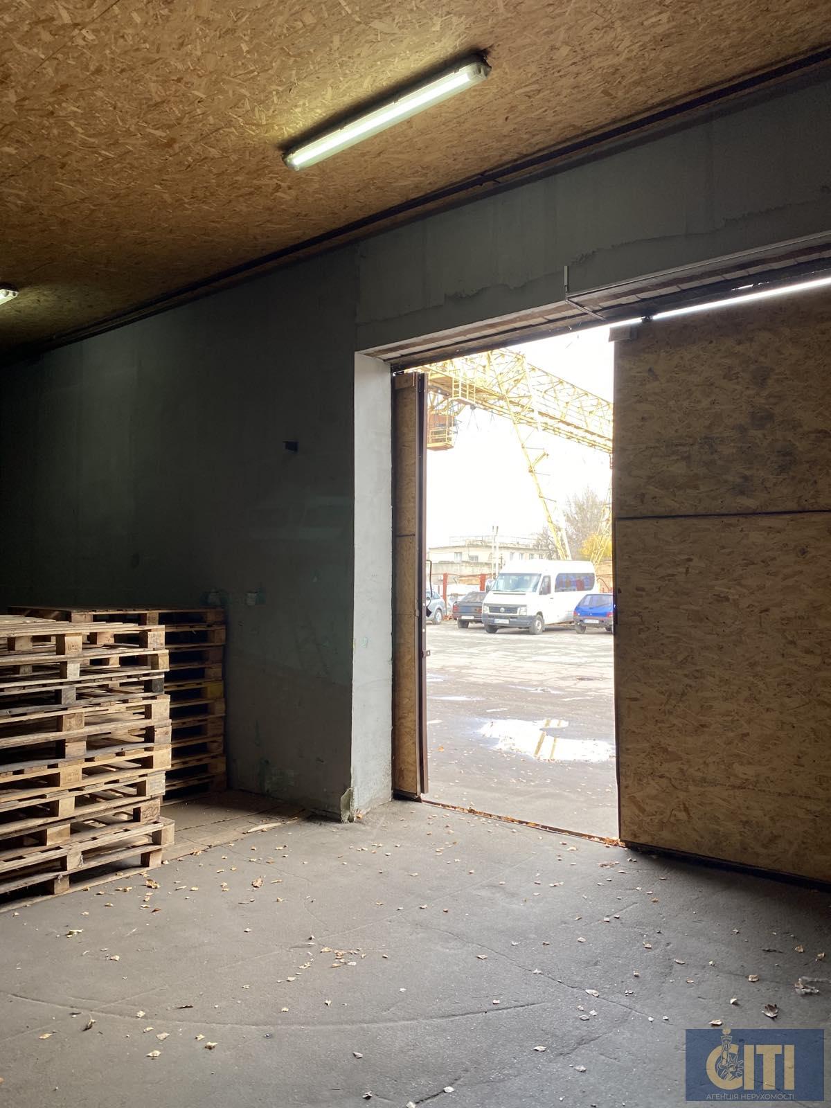 Склад по ул.Баранова, 240 м2 Склад по вул.Баранова, 240 м2