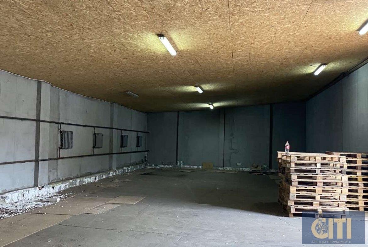 Склад по вул.Баранова, 240 м2
