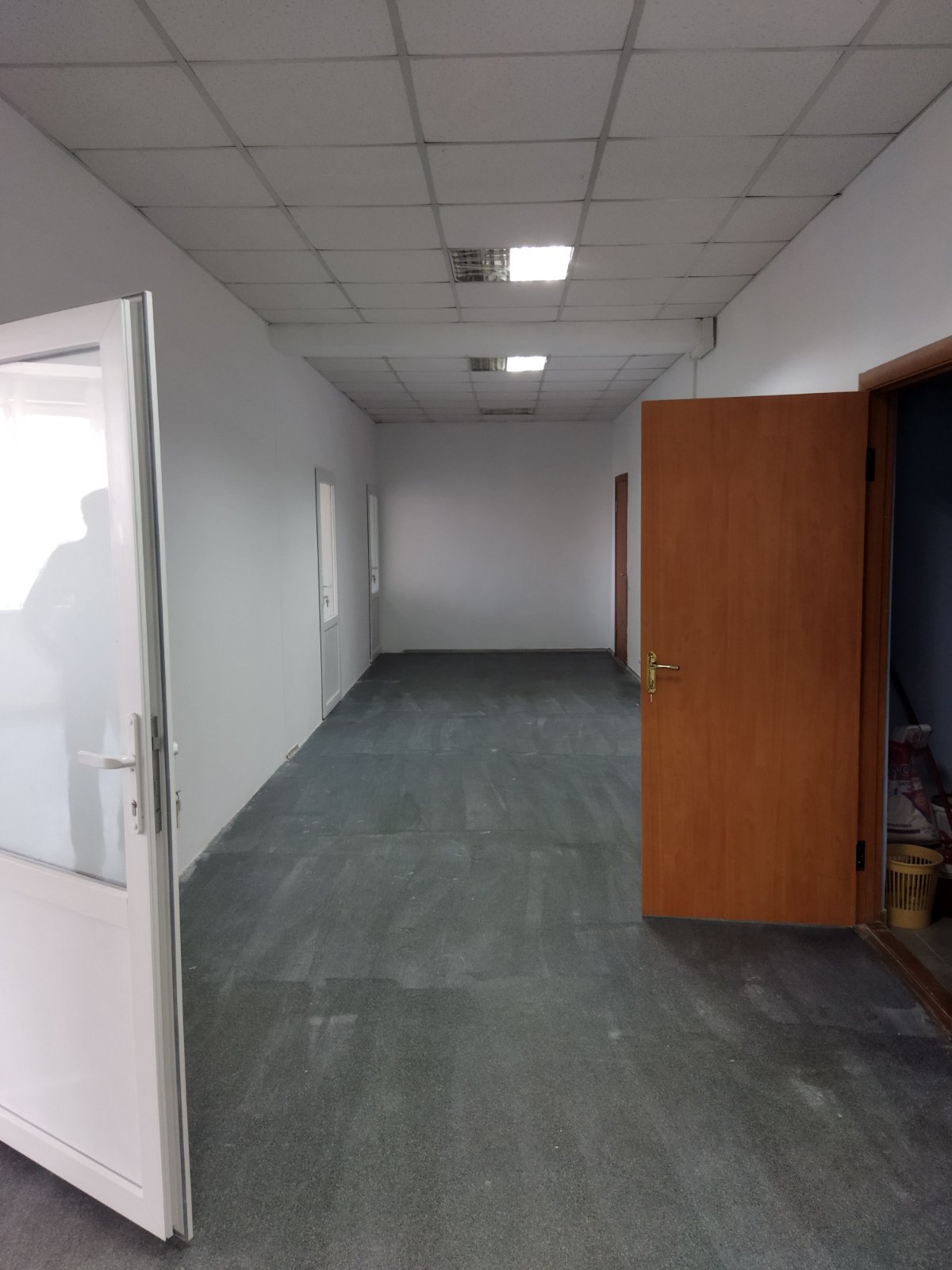 Office space near GLOBAL shopping mall, 184 m2