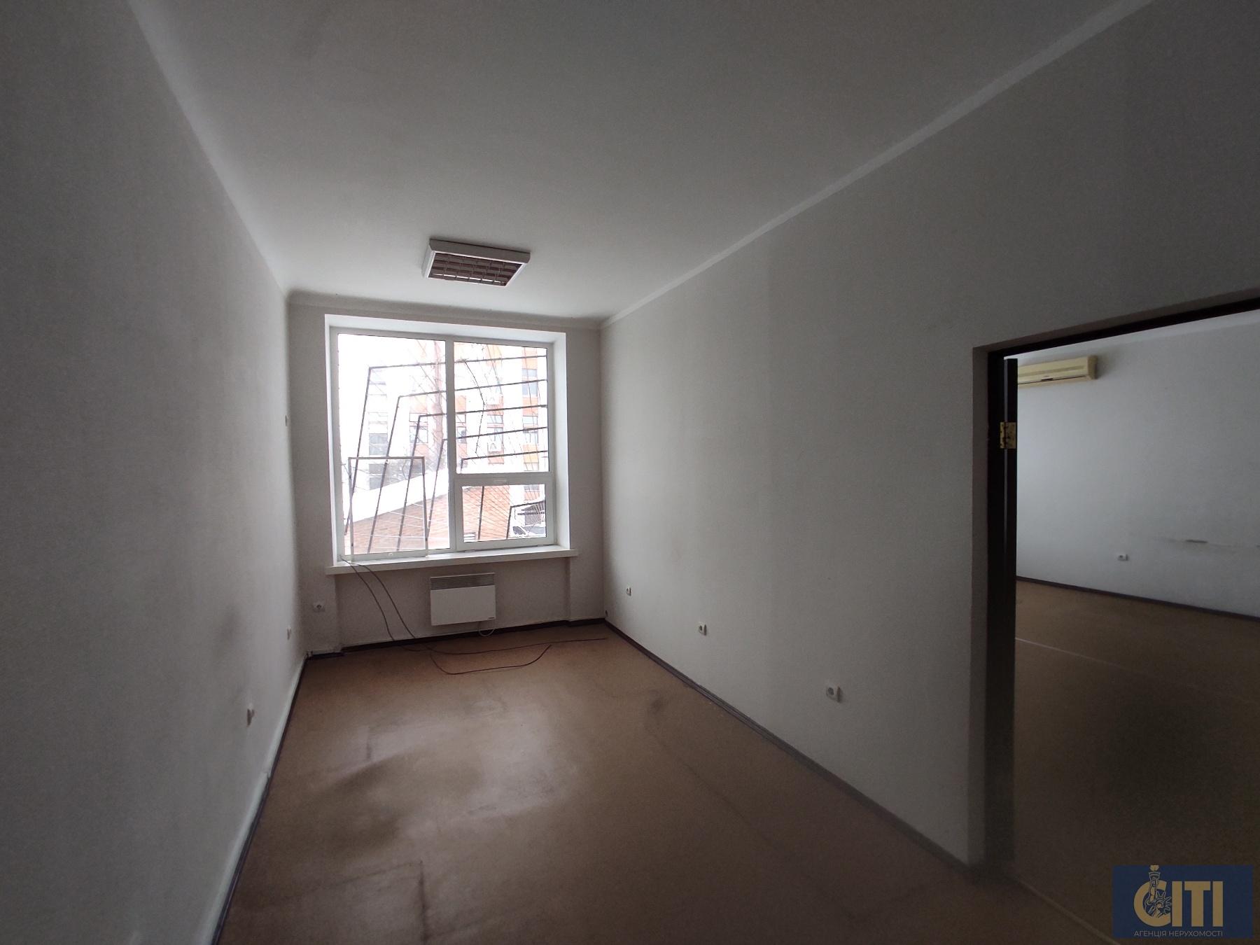 _viber_2022-12-07_15-12-23-167 Офісне приміщення в центрі, 80 кв.м.