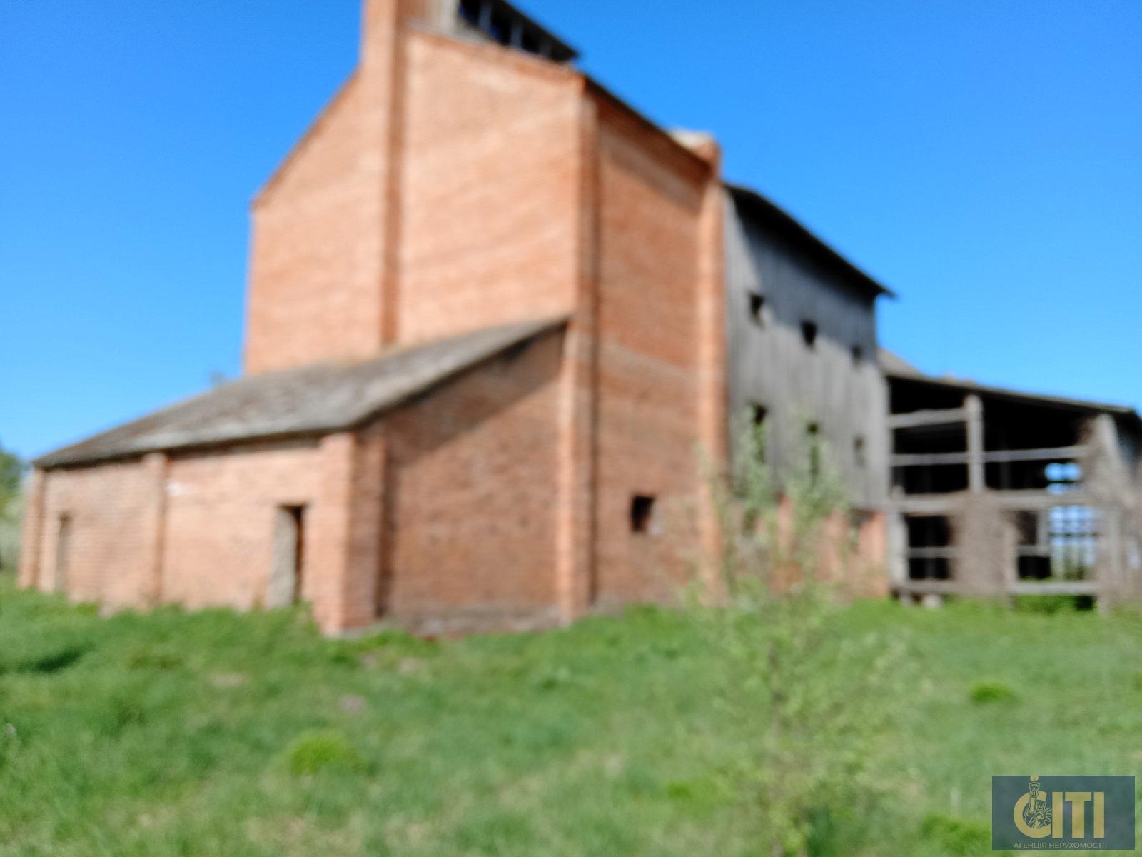 0-02-05-4f04390a65e075c6c6c14ce373d5c6c2b452847a1c6915f4703a2fe01c9786f9_1658e76ec94b6cf9 Продам будівлю хмелесушки 1400 кв.м.