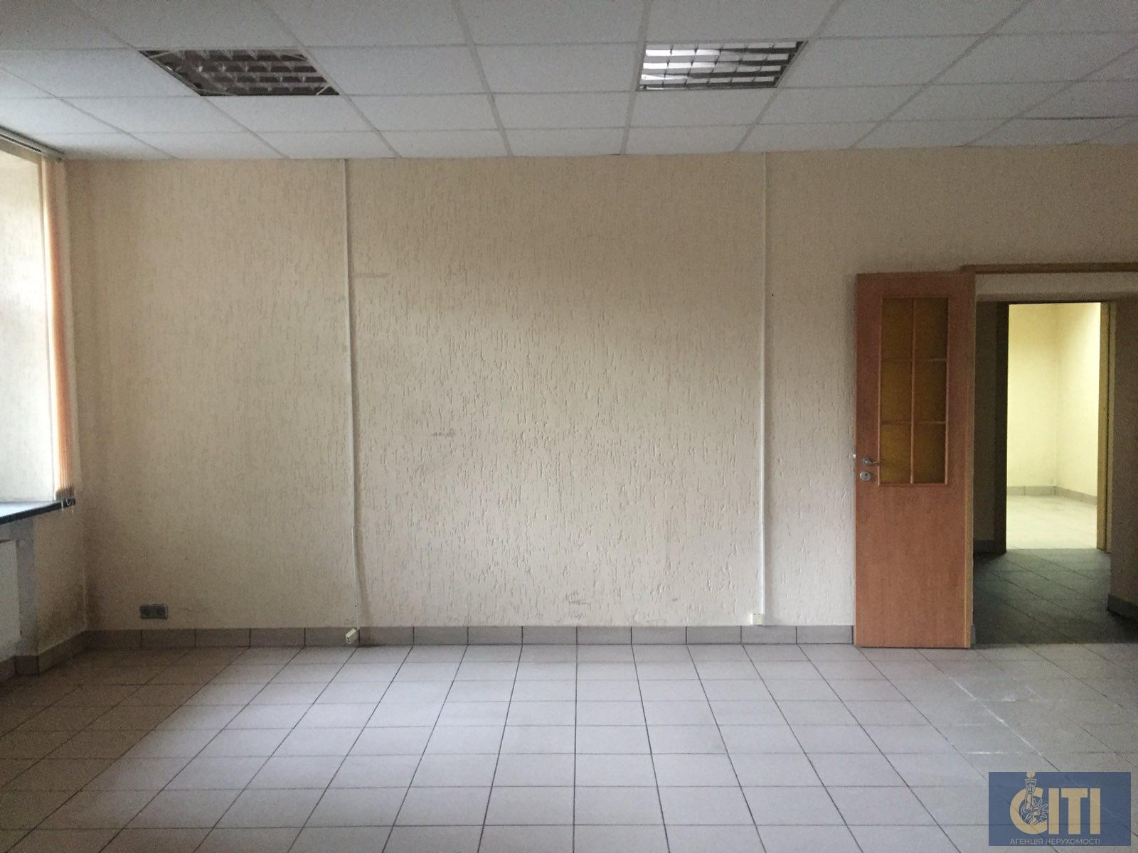 1092_67rstdburcyyumdrtubxfyh Оренда офісу в центрі міста, 150 м²
