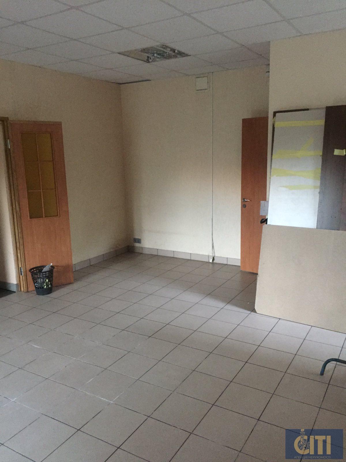 Оренда офісу в центрі міста, 150 м²