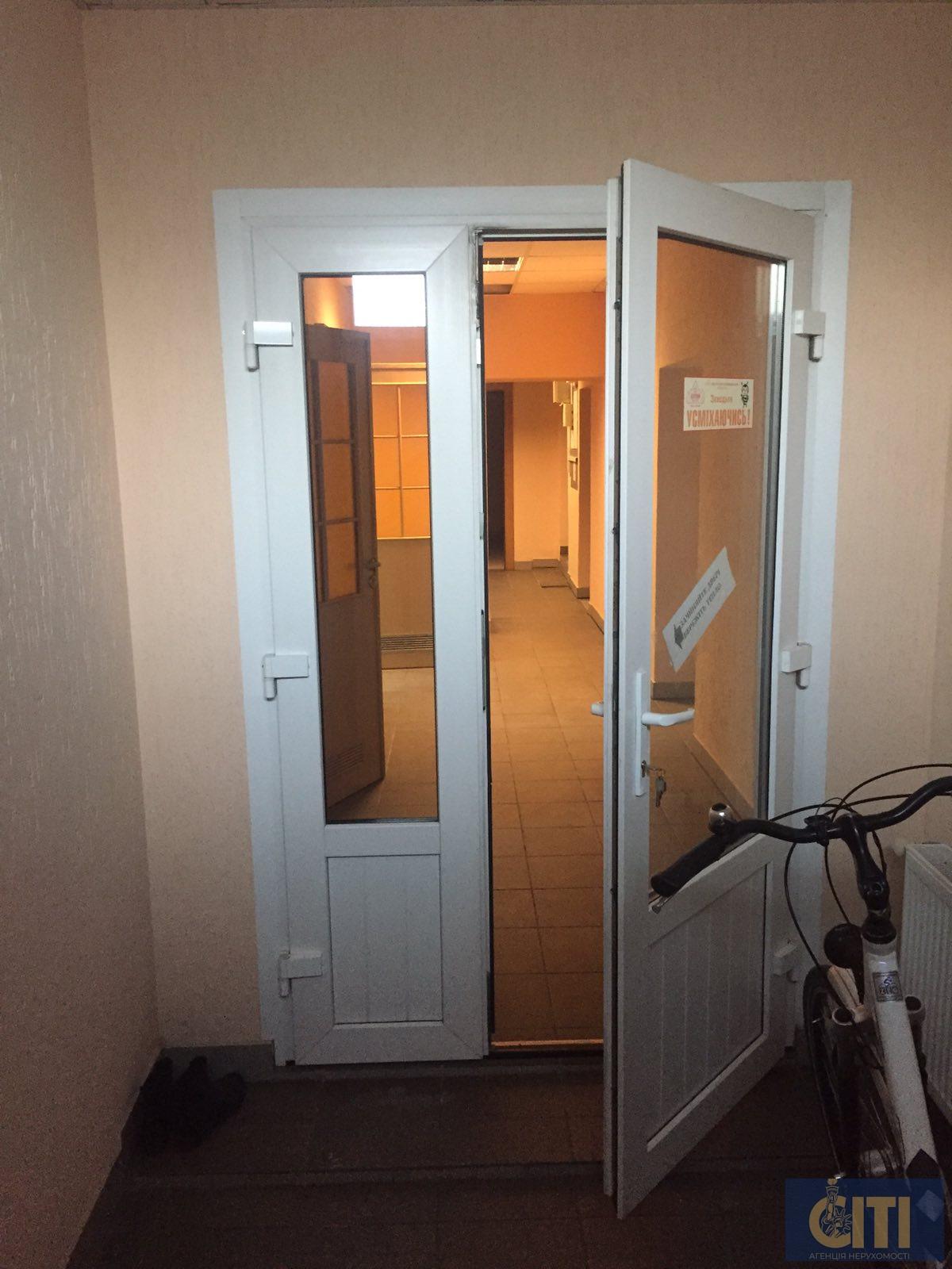 Оренда офісу в центрі міста, 150 м²
