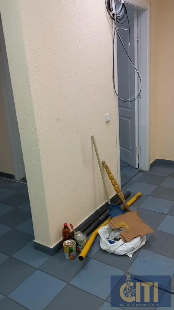 frame_0001 Магазин по вул.Хлібна (Житній ринок), 60 кв.м.