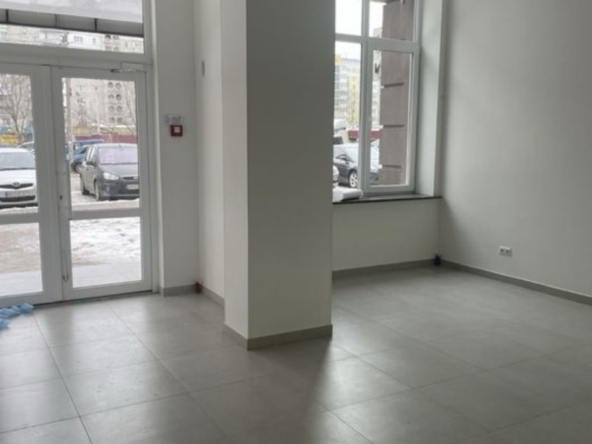 Rent a premise in a modern residential complex, Eugenia Ryhlika str., 83 m2