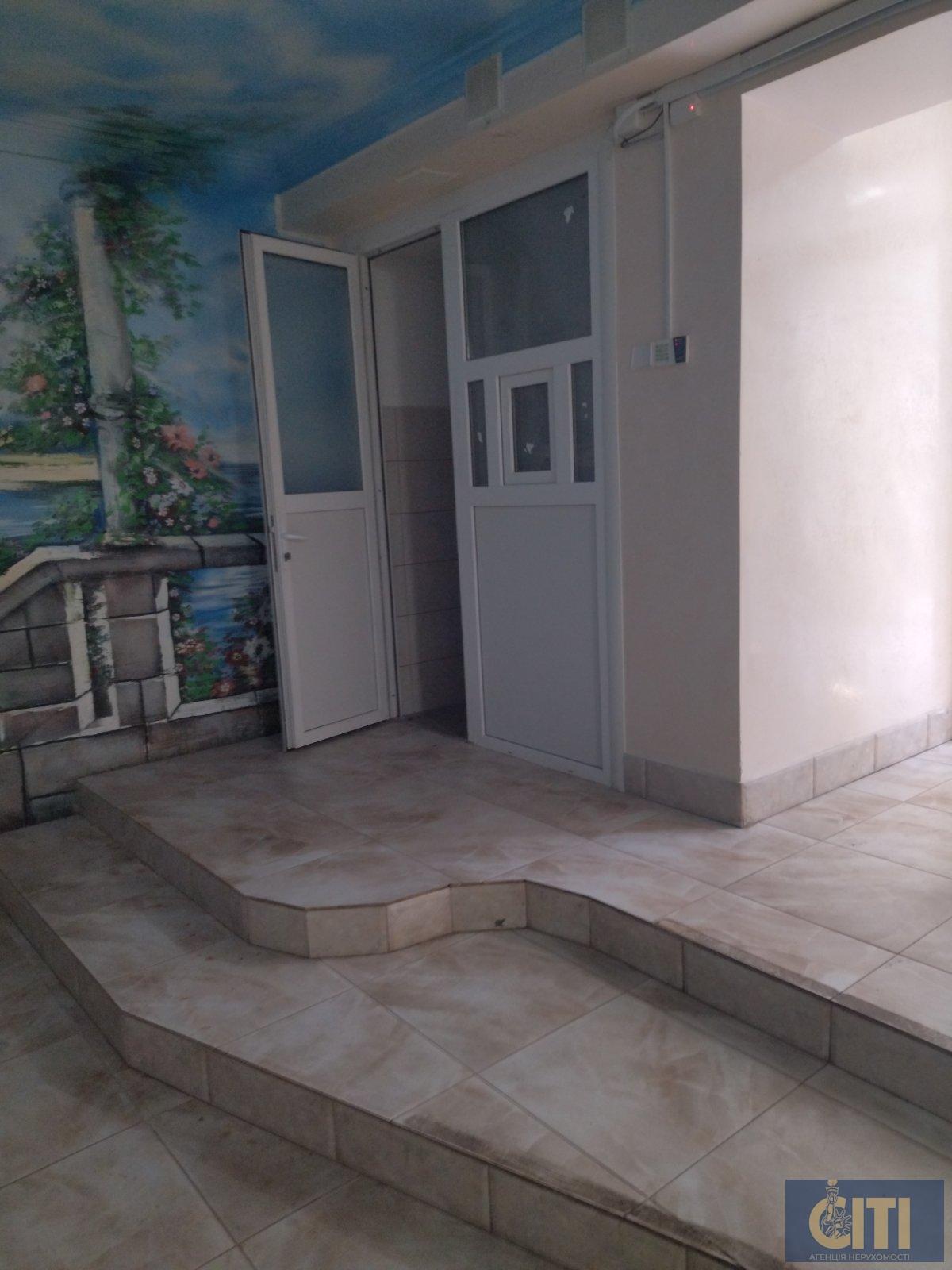 Аренда магазина, 200 кв.м., на ул. Большая Бердичевская Оренда магазину, 200 кв.м., на вул. Велика Бердичівська