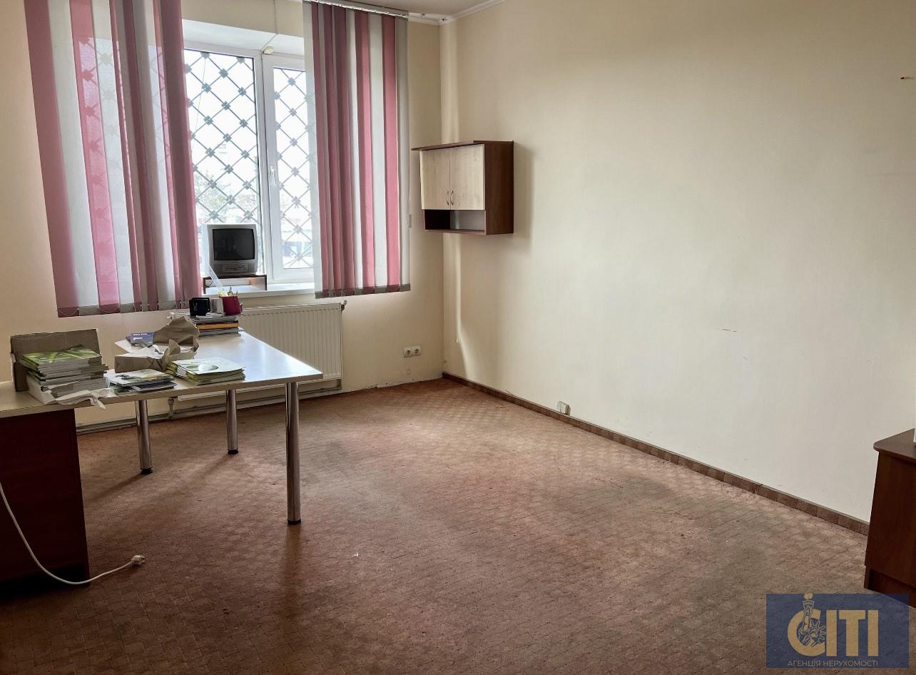 Трёхкомнатный офис пр. Независимости – 52,6 кв. м. Трикімнатний офіс пр. Незалежності - 52,6 кв. м.
