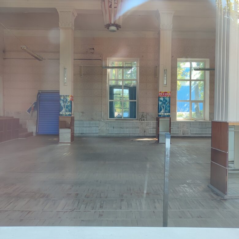 Оренда приміщення під спортивний клуб або склад, 400 кв.м