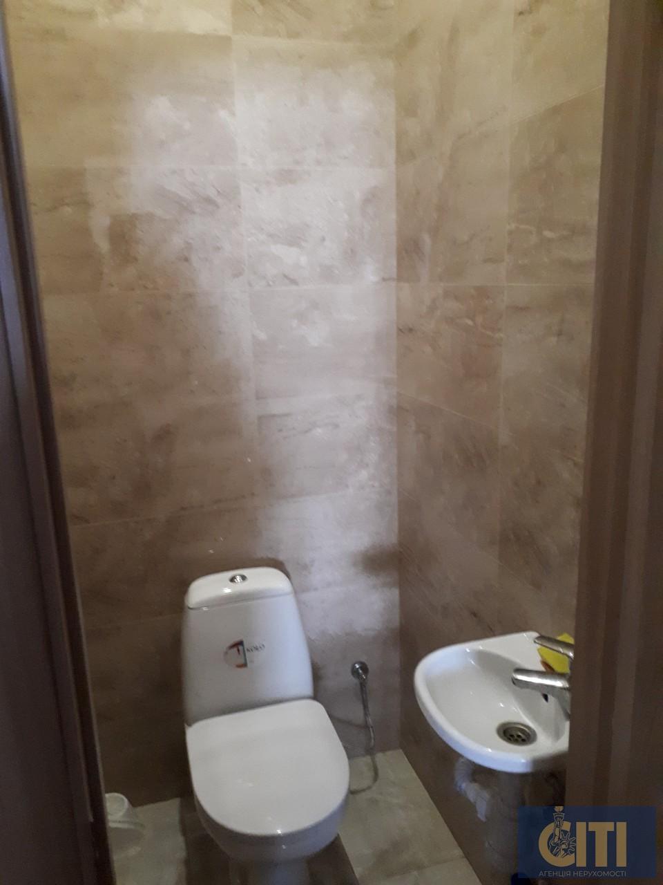 Коростышев, магазин-склад 250 кв.м. в центре Коростишів, магазин-склад 250 кв.м. у центрі