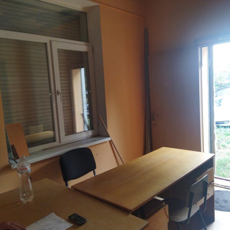 Приміщення під манікюрний кабінет на пл. Перемоги, 11,2 м²