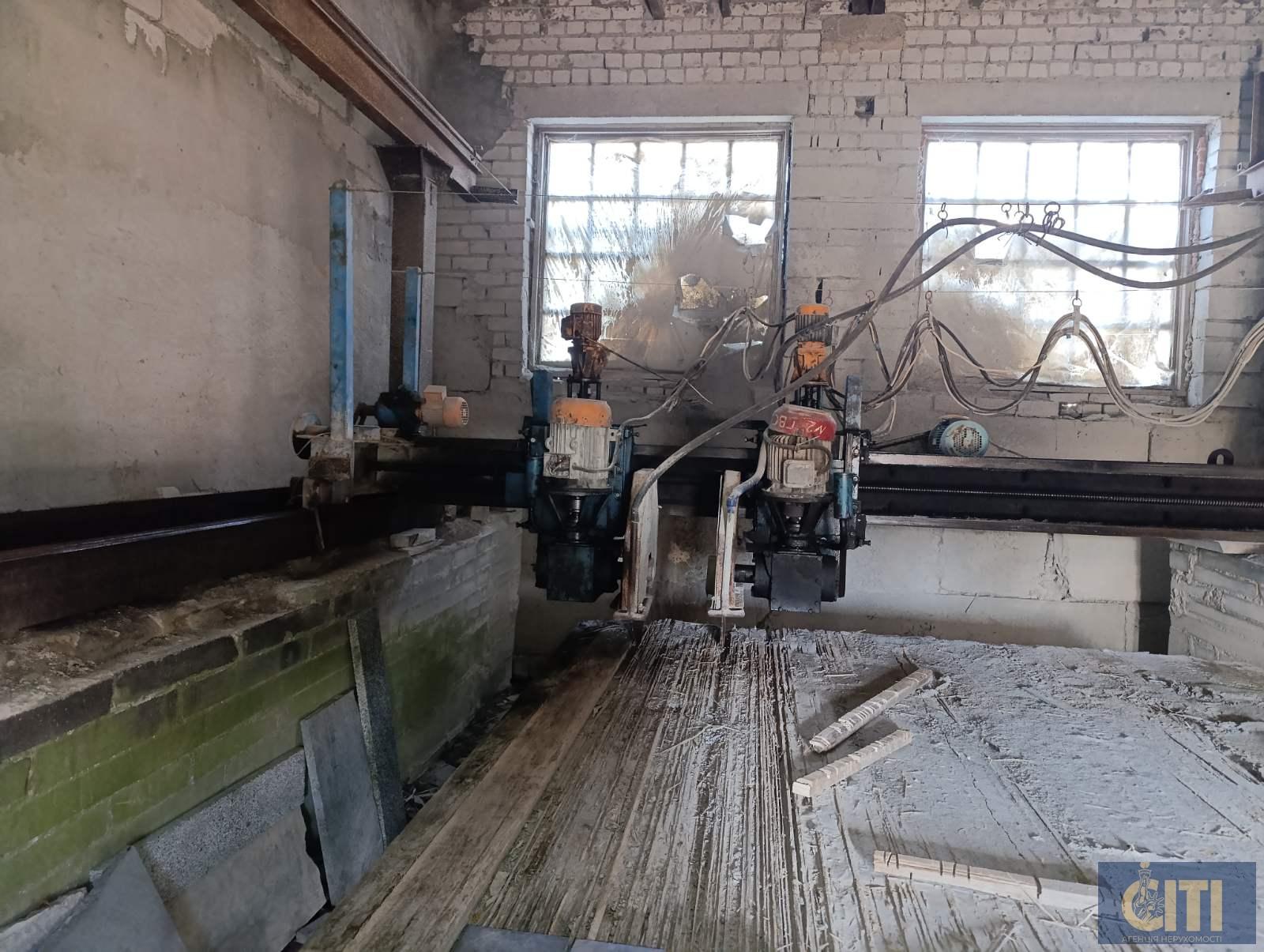 Сдаётся в аренду промышленный комплекс по обработке камня (ГРАНИТНЫЙ ЦЕХ) в Коростышевском районе. Здається в оренду промисловий комплекс з обробки каменю (ГРАНІТНИЙ ЦЕХ) у Коростишівському районі.