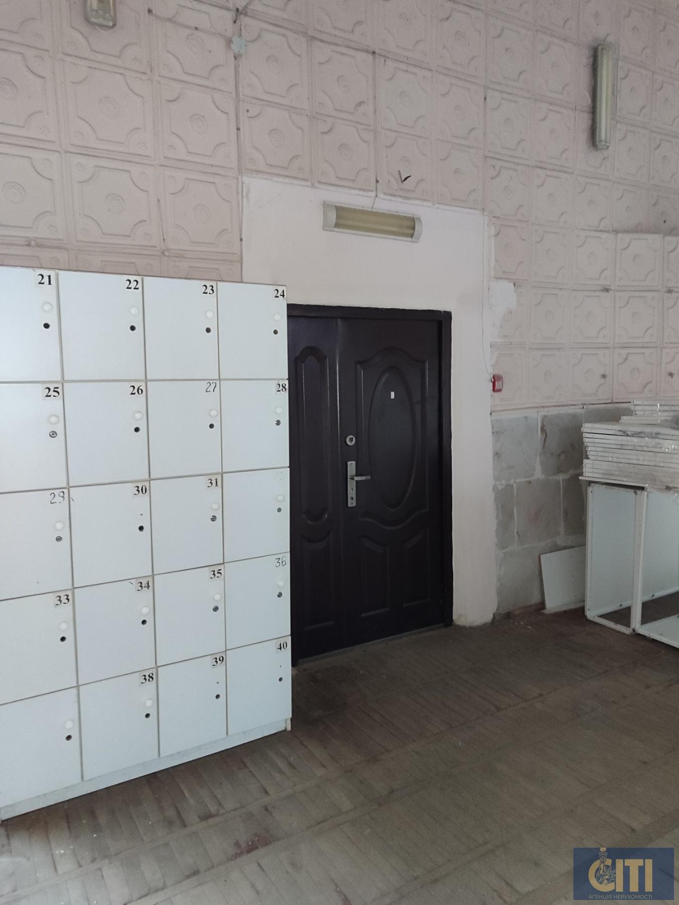 Аренда помещения под спортивный клуб или склад, 400 кв.м Оренда приміщення під спортивний клуб або склад, 400 кв.м