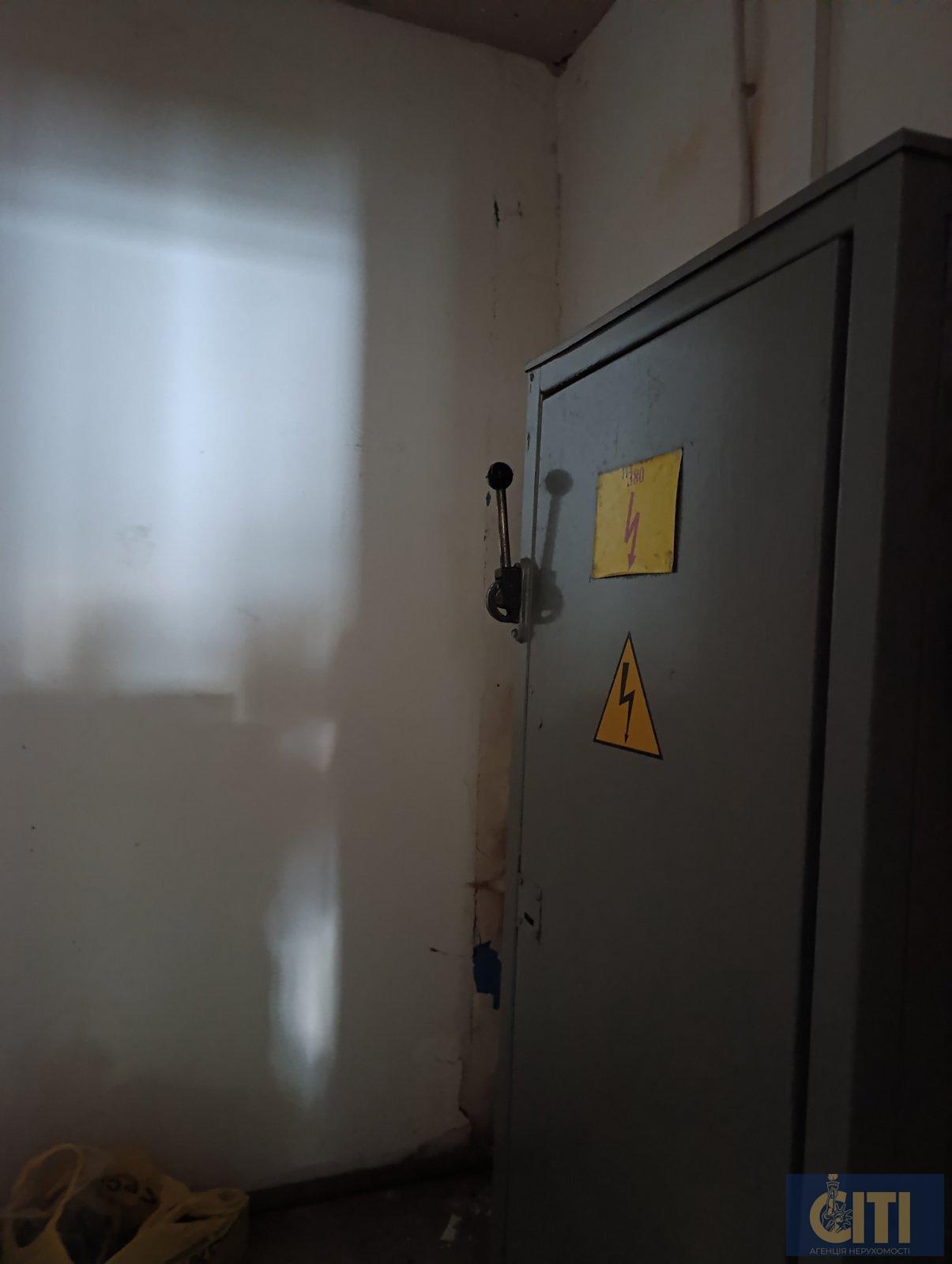 Продаж приміщення в центрі міста, район Сінного ринку, 620 кв.м Продаж приміщення в центрі міста, район Сінного ринку, 620 кв.м