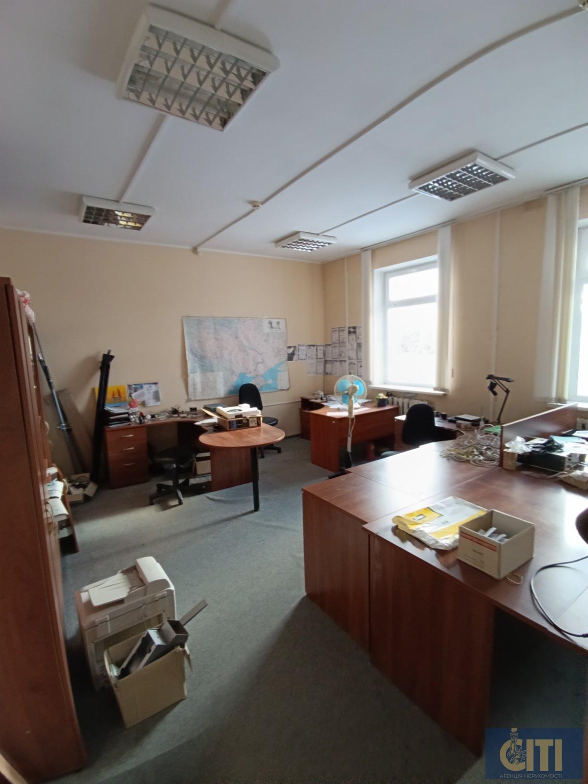 Продаж приміщення в центрі міста, район Сінного ринку, 620 кв.м Продаж приміщення в центрі міста, район Сінного ринку, 620 кв.м