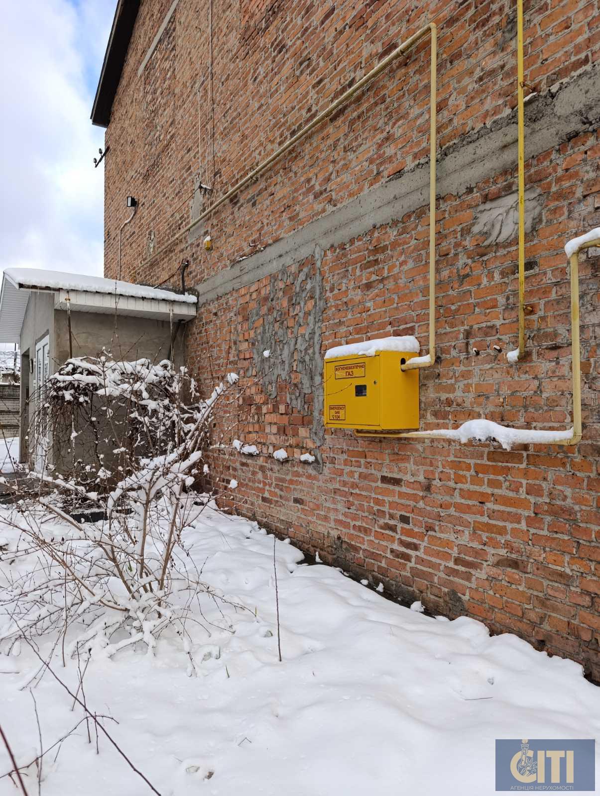 Продаж приміщення в центрі міста, район Сінного ринку, 620 кв.м Продаж приміщення в центрі міста, район Сінного ринку, 620 кв.м