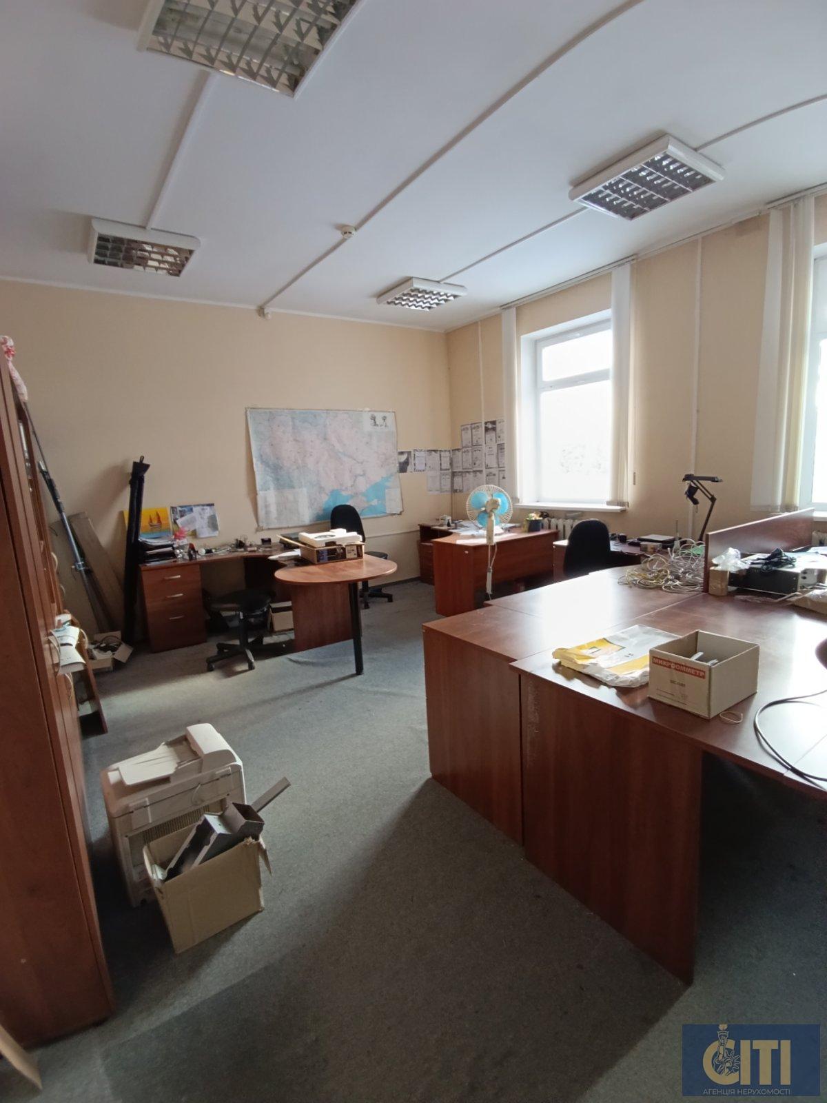 Продаж приміщення в центрі міста, район Сінного ринку, 620 кв.м Продаж приміщення в центрі міста, район Сінного ринку, 620 кв.м