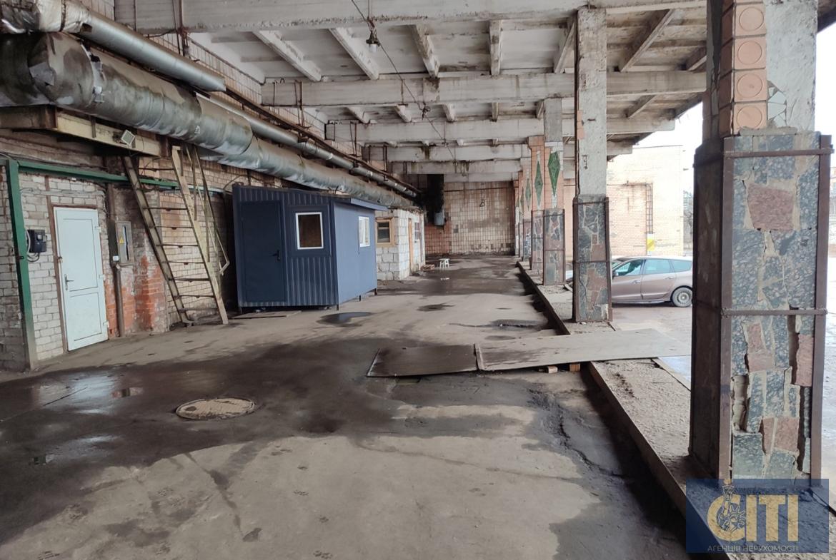 Rental of refrigerated and freezing warehouses with ramp, Vitruka