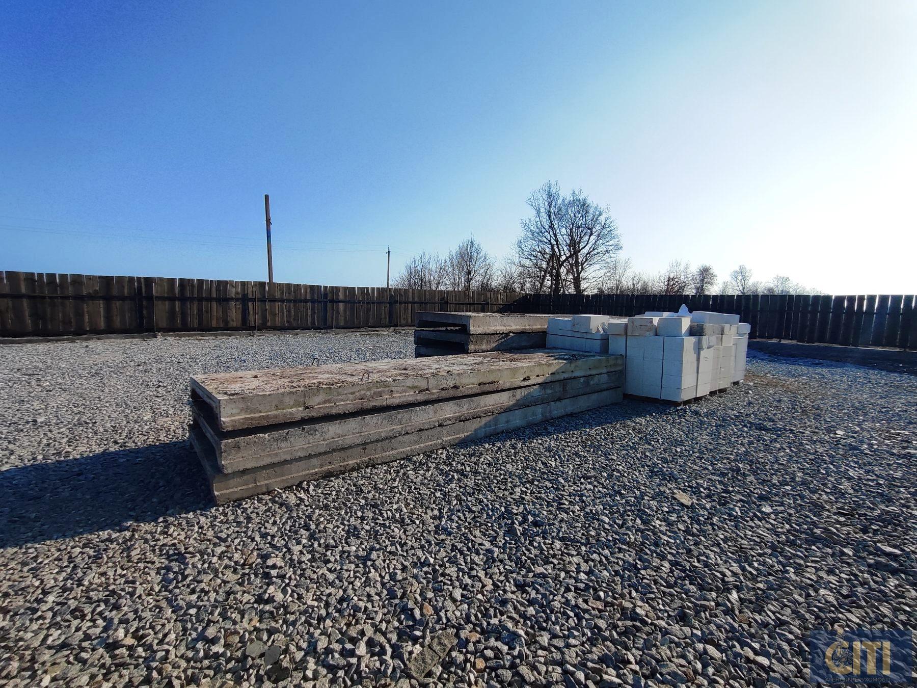 Имущественный комплекс в селе Дворец Житомирского района, 500 м², 30 соток. Майновий комплекс у селі Дворець Житомирського району, 500 м², 30 соток.