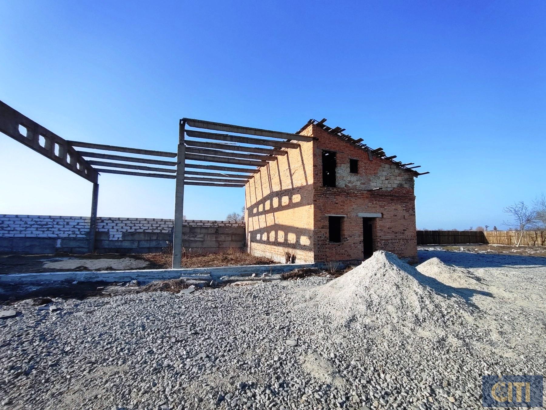 Имущественный комплекс в селе Дворец Житомирского района, 500 м², 30 соток. Майновий комплекс у селі Дворець Житомирського району, 500 м², 30 соток.