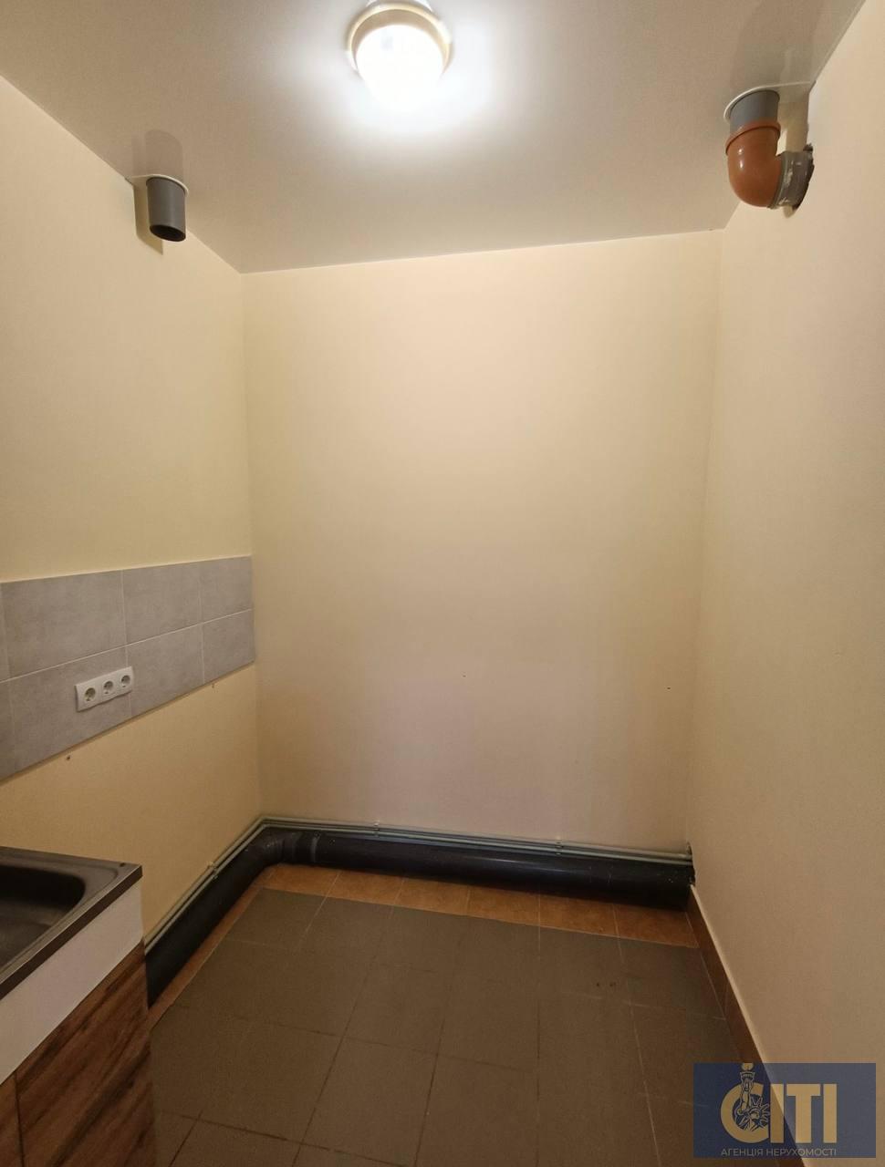 Коммерческое помещение в новостройке, Корбутовка, 112 м². Комерційне приміщення в новобудові, Корбутівка, 112 м².