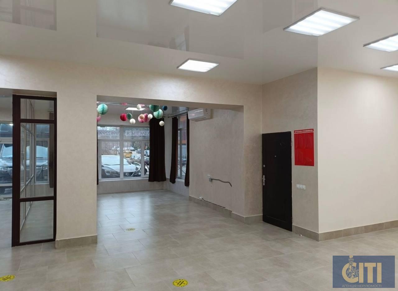 Коммерческое помещение в новостройке, Корбутовка, 112 м². Комерційне приміщення в новобудові, Корбутівка, 112 м².