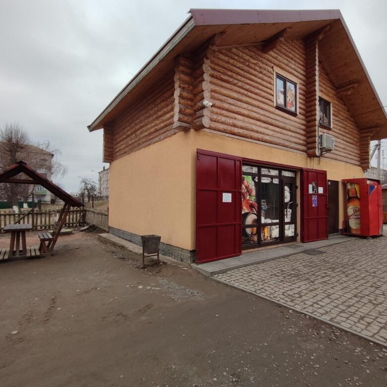 Продається магазин-кафе (пекарня) у Житомирській області, Черняхівський район.