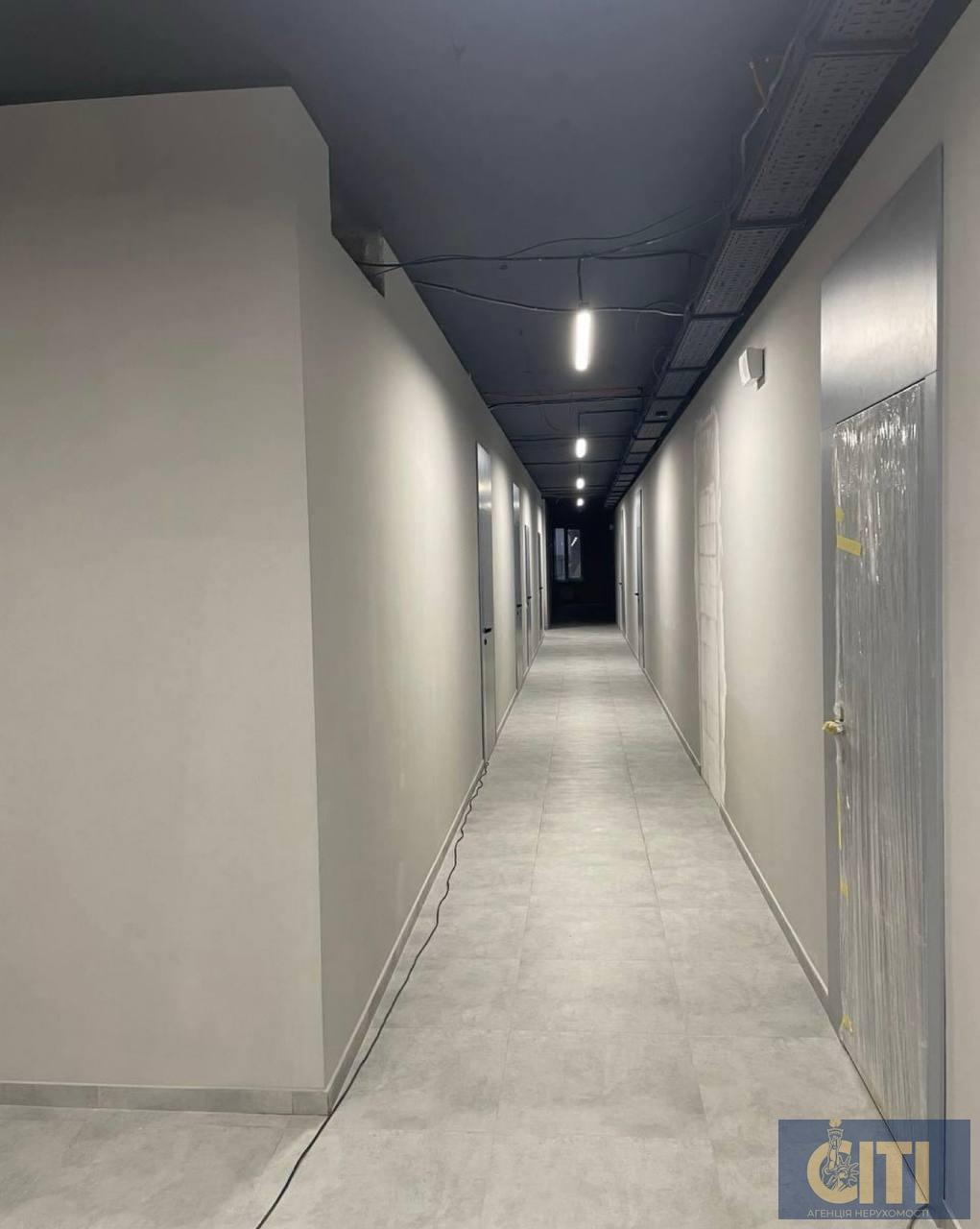 Продається приміщення під офіс в центрі міста Житомир по вулиці Київська, площею 196 м2 Продається приміщення під офіс в центрі міста Житомир по вулиці Київська, площею 196 м2