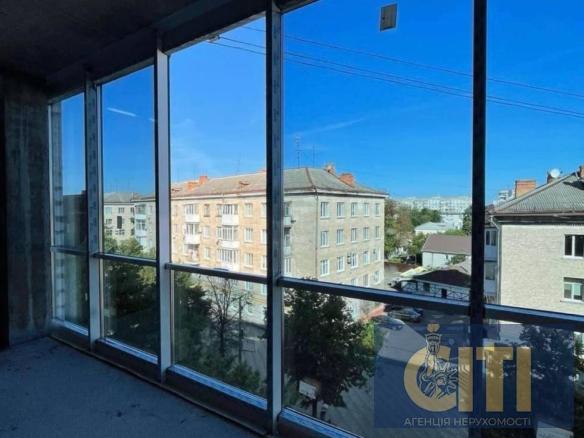 Продається приміщення під офіс у центрі міста Житомир по вулиці Київська, площею 66,5 м2