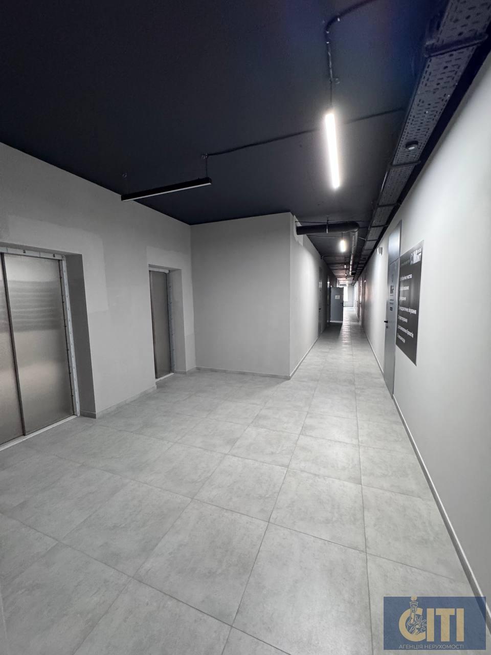 Комерційне приміщення в сучасному бізнес-центрі по вул. Київська, 62 м², на 5-му поверсі. Комерційне приміщення в сучасному бізнес-центрі по вул. Київська, 62 м², на 5-му поверсі.