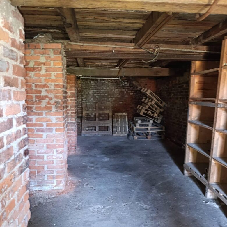 Підвальне приміщення площею 50 м² в районі Смолянка