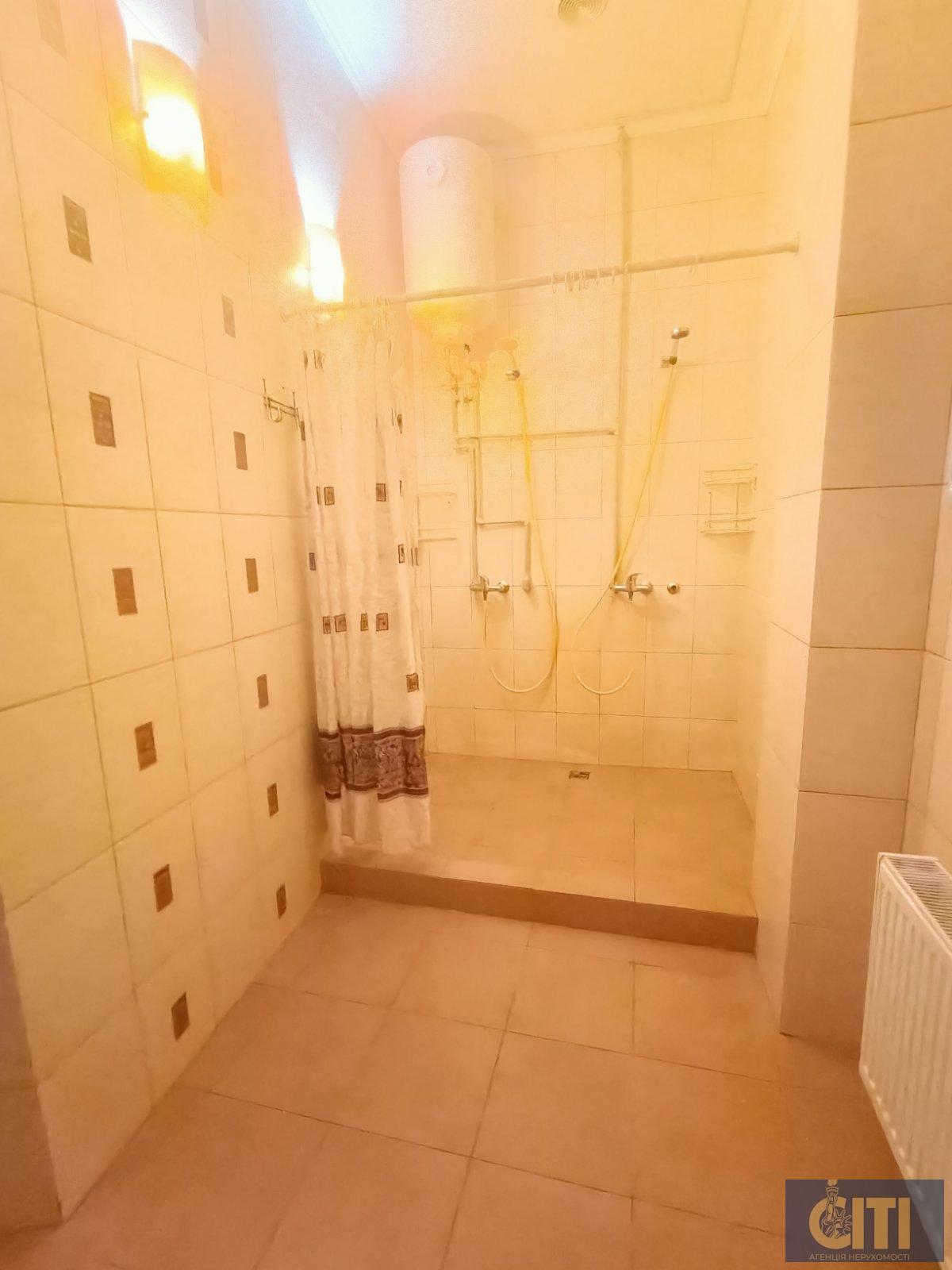 Помещение для фитнеса, танцевальной школы или спортклуба, 600 кв.м Приміщення для фітнесу, танцювальної школи або спортклубу, 600 кв.м