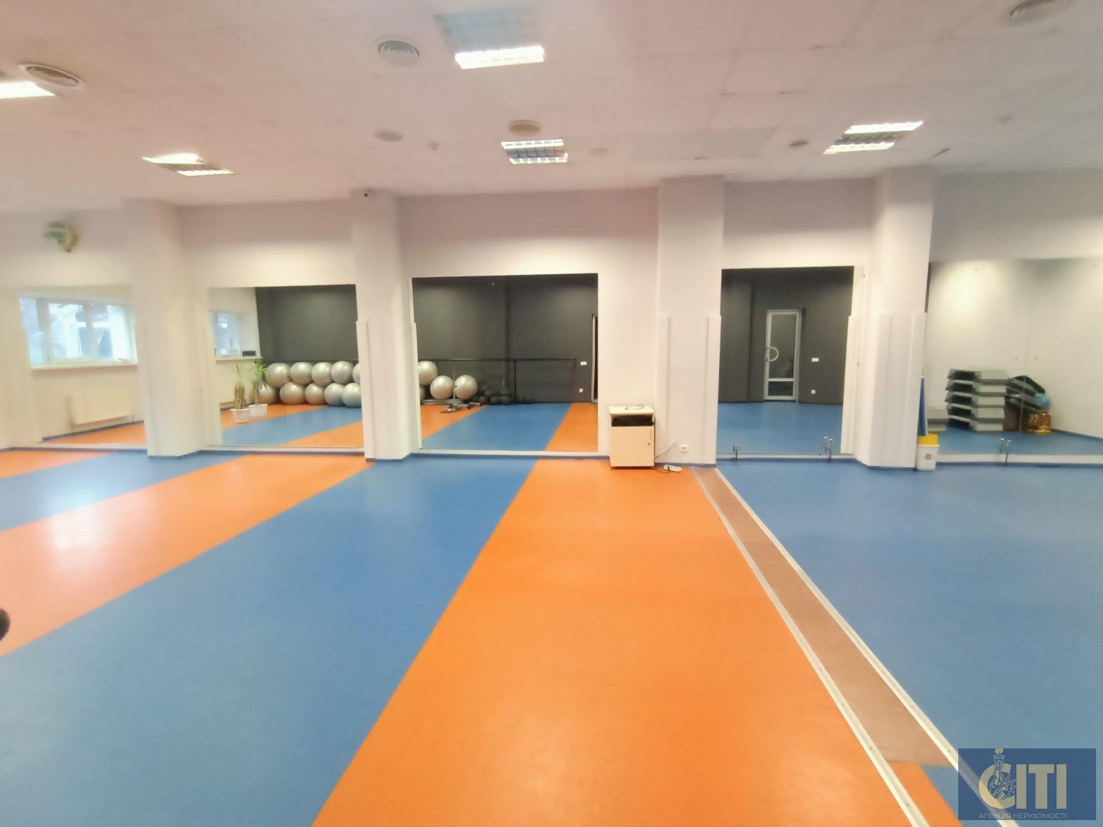 Помещение для фитнеса, танцевальной школы или спортклуба, 600 кв.м Приміщення для фітнесу, танцювальної школи або спортклубу, 600 кв.м