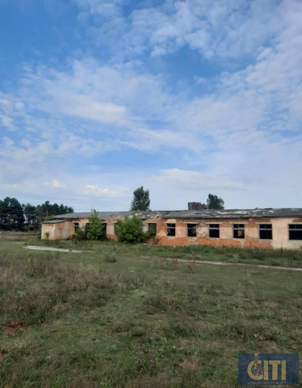 Продається промислове приміщення біля Житомира, 1700 м² Продається промислове приміщення біля Житомира, 1700 м²