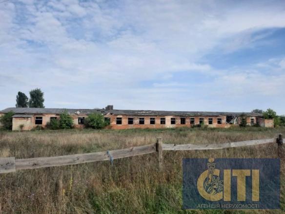 Продається промислове приміщення біля Житомира, 1700 м²