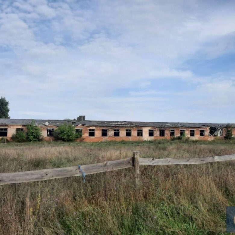 Продається промислове приміщення біля Житомира, 1700 м²